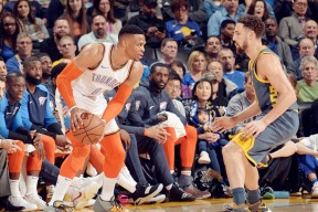 九游体育-Karsa遭遇二十连败，勇士教练面临压力！的简单介绍